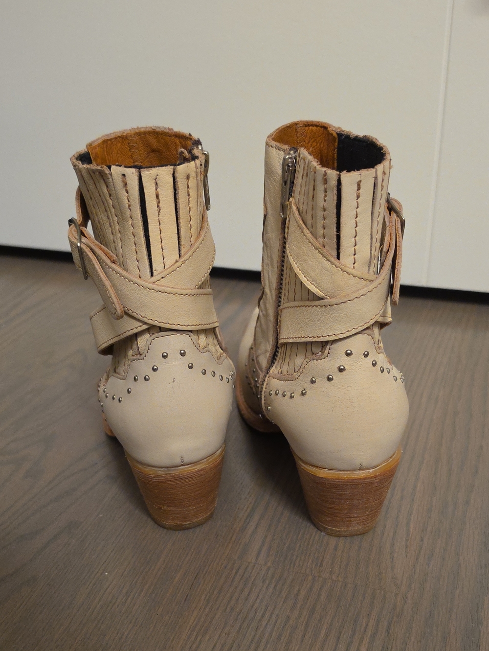 Freebird Morgan Women's Cream Western Ankle Boots - Picture 3 of 8